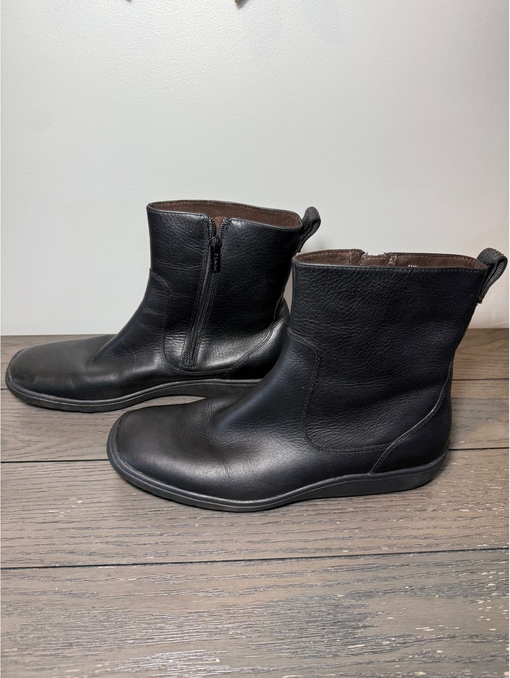 Timberland Black Leather Ankle Boots Women’s Size 11W